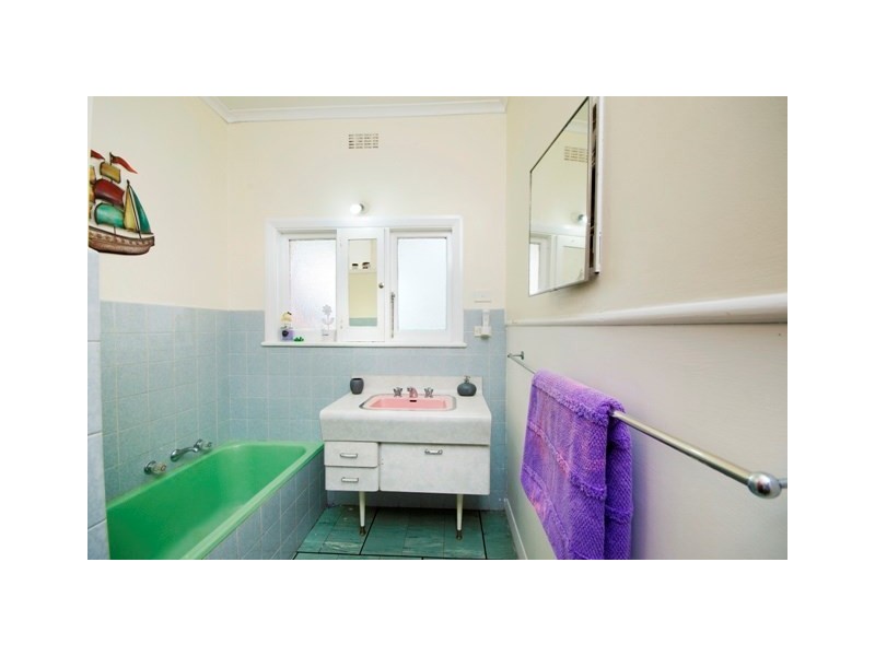 178a Autumn Street, Geelong West VIC 3218