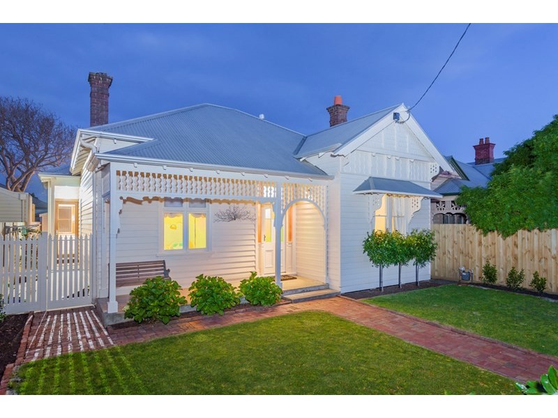 9 St Albans Road, East Geelong VIC 3219