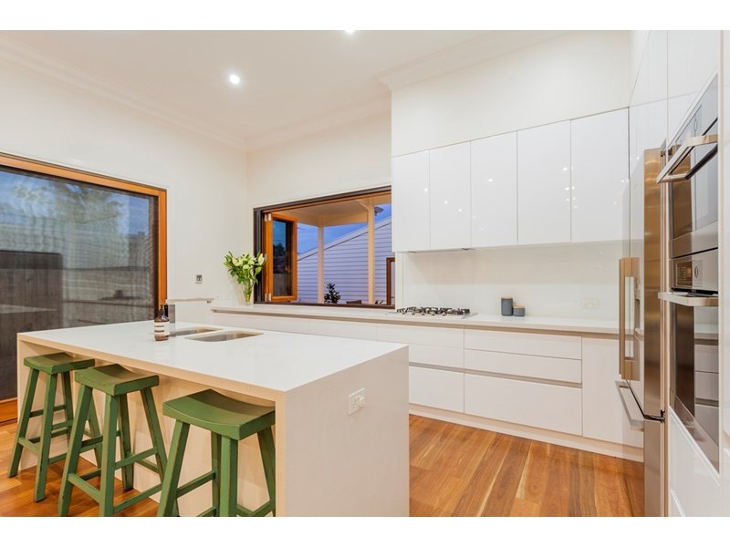 9 St Albans Road, East Geelong VIC 3219