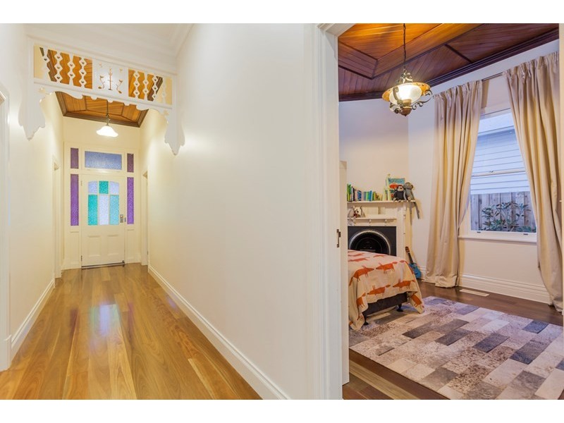 9 St Albans Road, East Geelong VIC 3219