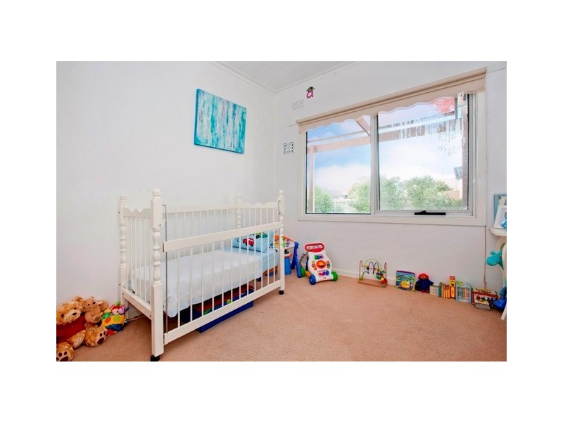 4 Maple Crescent, Bell Park VIC 3215