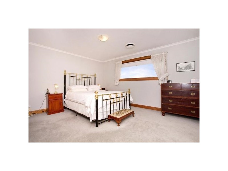 2a Fordham Street, Newtown VIC 3220