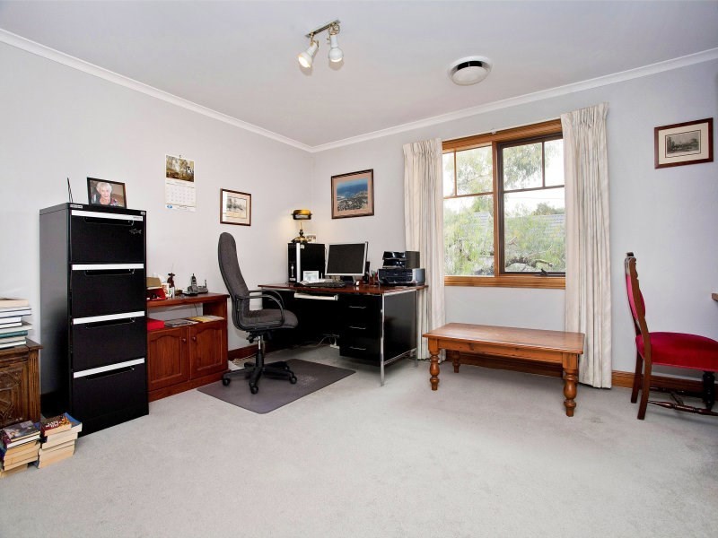 2a Fordham Street, Newtown VIC 3220