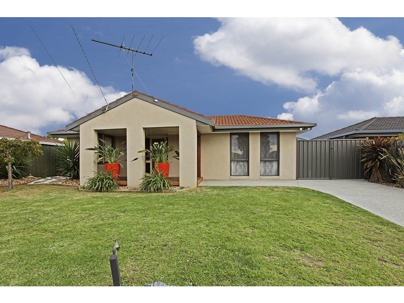 15 Aldershot Road, St Albans Park VIC 3219