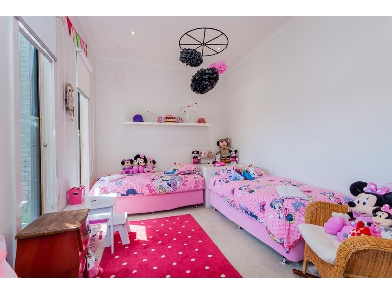 120 Pearl Bay Passage, St Leonards VIC 3223