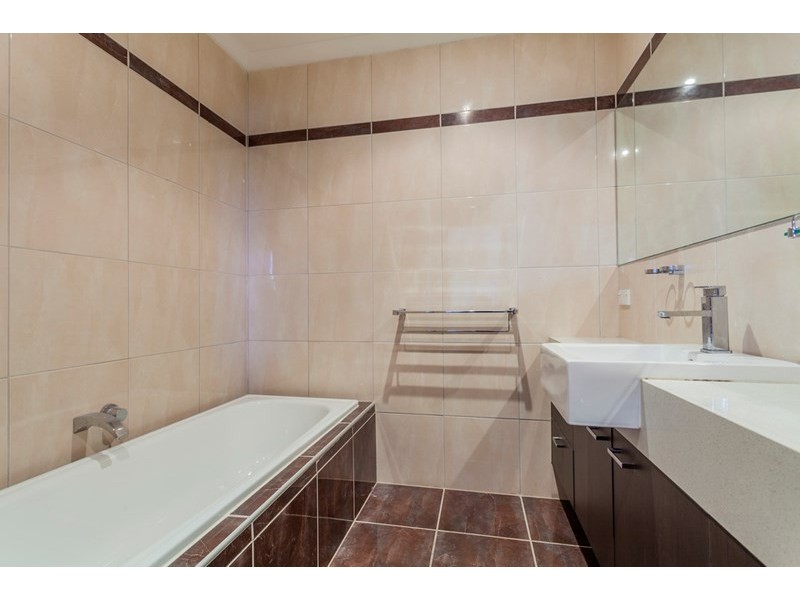 7/100-108 West Fyans Street, Newtown VIC 3220