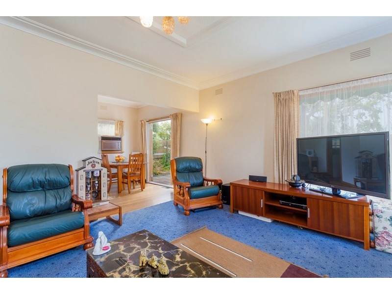 13 Langibanool Avenue, Hamlyn Heights VIC 3215