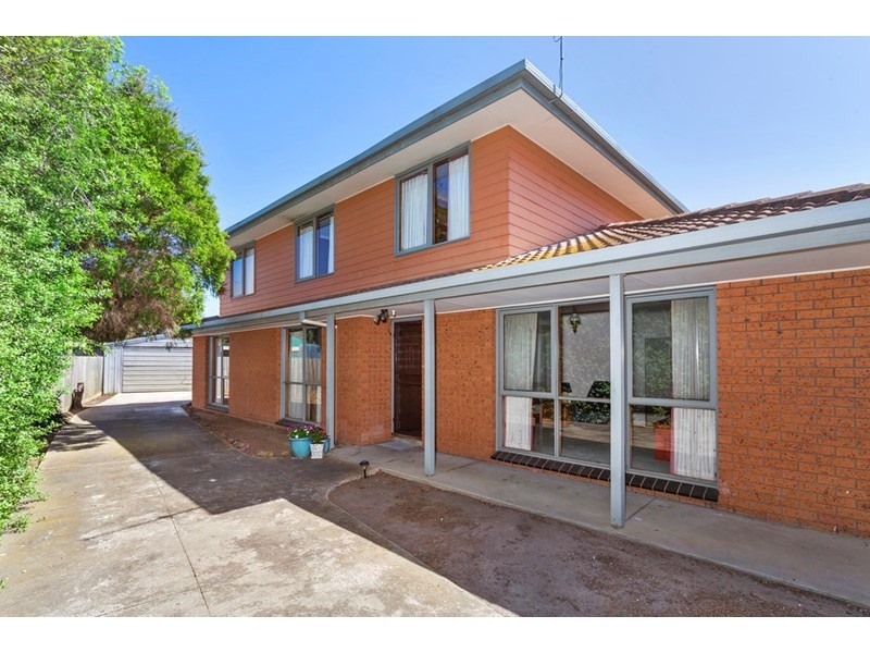 72 Reserve Road, Grovedale VIC 3216