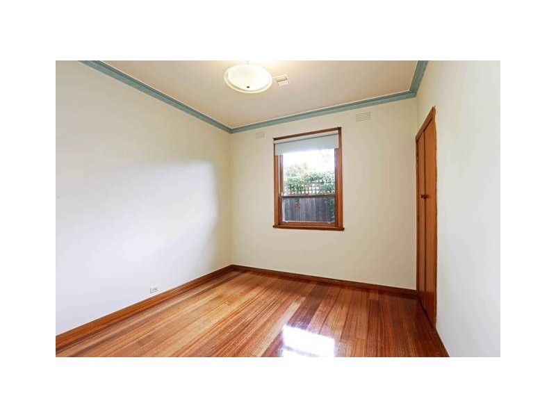 1 Sladen Street, Hamlyn Heights VIC 3215