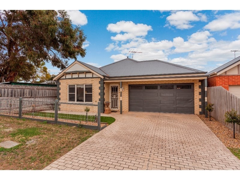 3 Maria Court, Lara VIC 3212