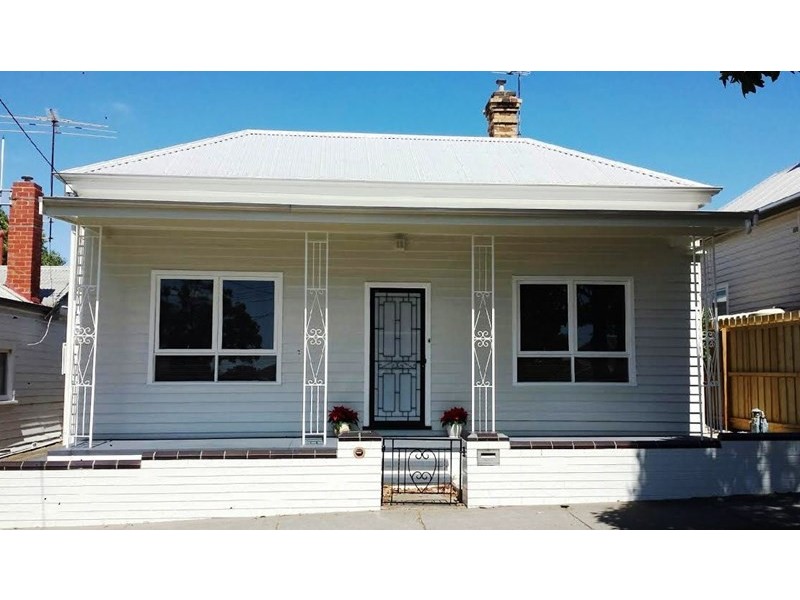 4 Bourke Crescent, Geelong VIC 3220