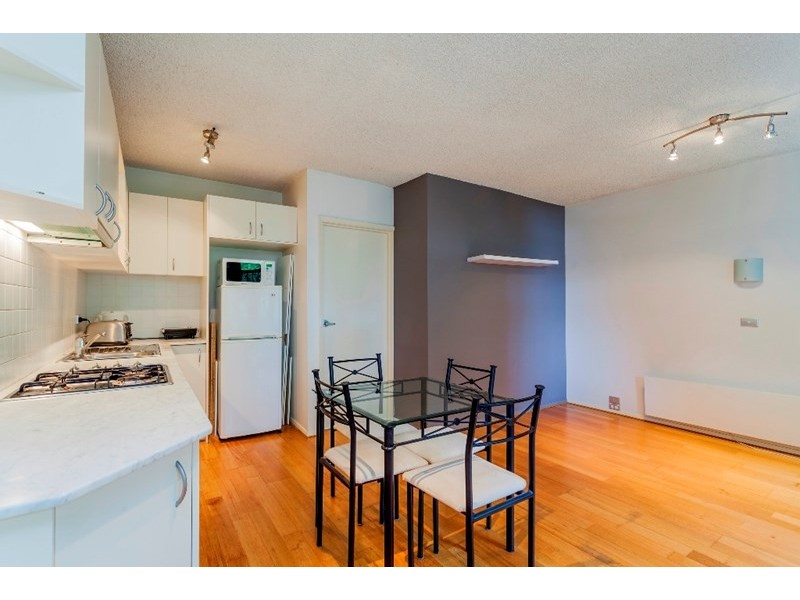 2/4 Fitzroy, Geelong VIC 3220