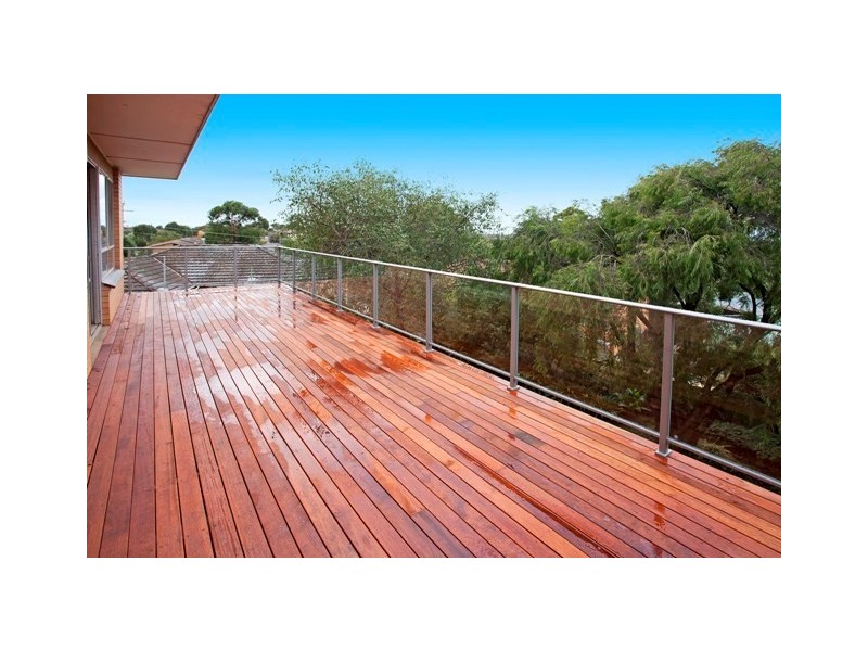 35 Reigate Road, Highton VIC 3216