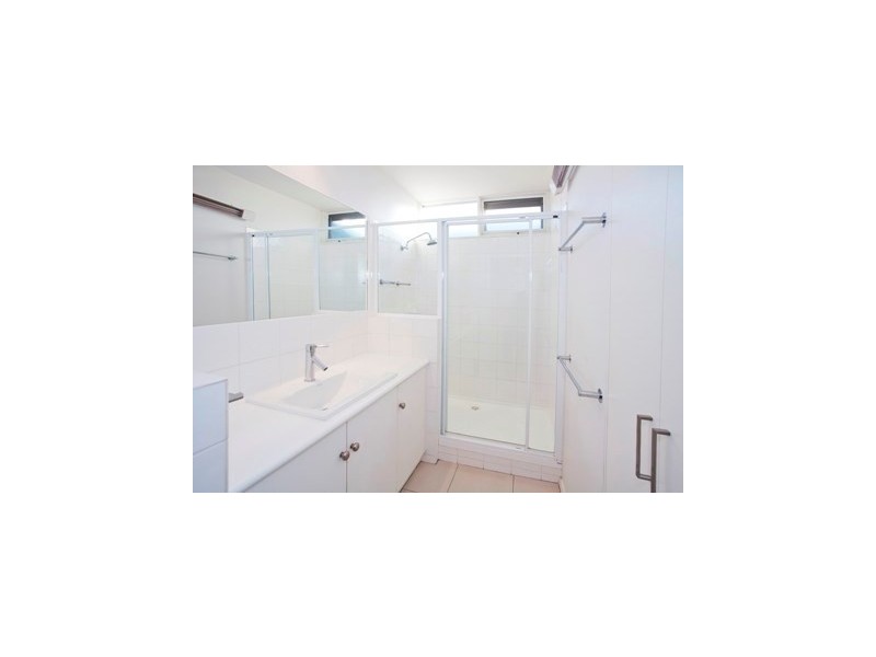 9/21 The Esplanade, Geelong VIC 3220