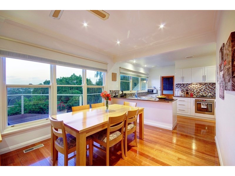 2 Mawarra Court, Highton VIC 3216