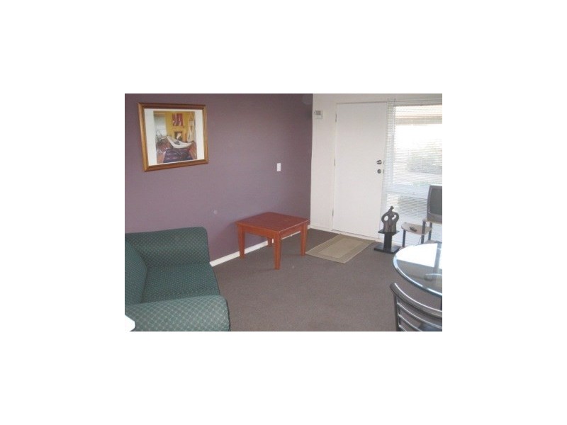 1/50-52 Church Street, Geelong West VIC 3218