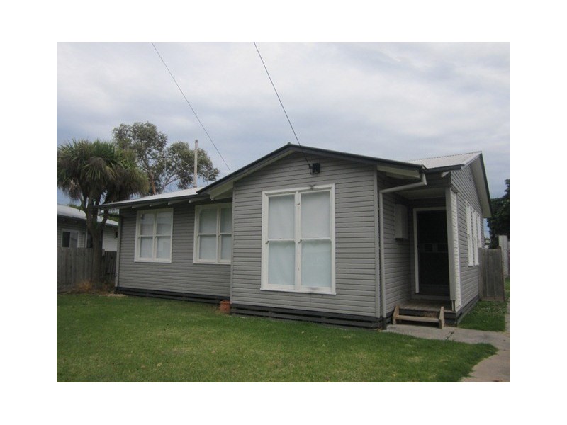 6 Emu Court, Norlane VIC 3214