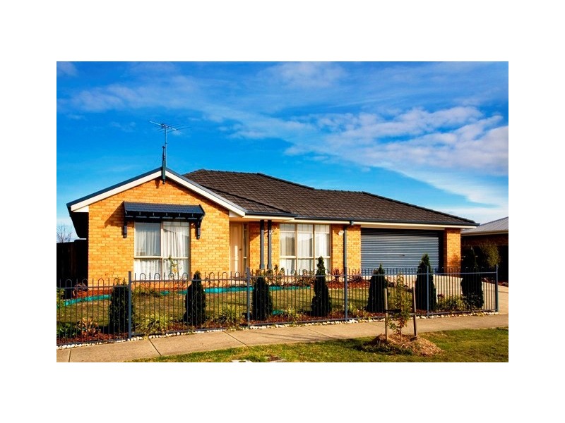 40 Meadenhall Drive, St Albans Park VIC 3219