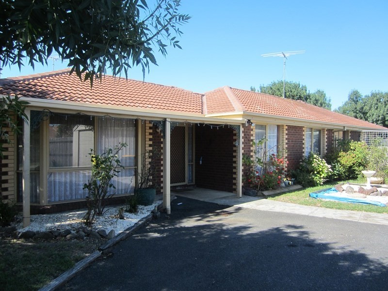4 Galaxy Court, Whittington VIC 3219
