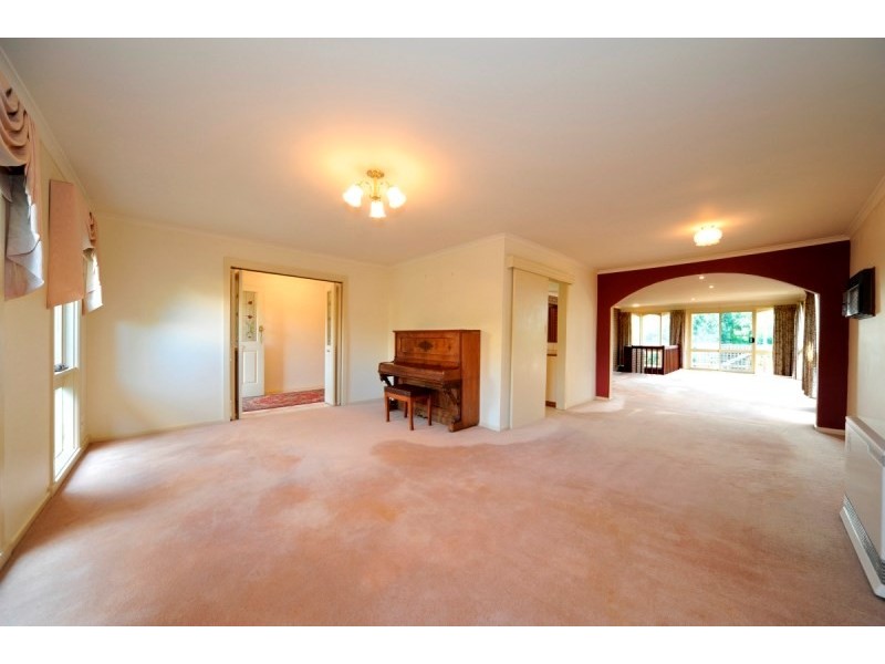 269 Scenic Road, Highton VIC 3216