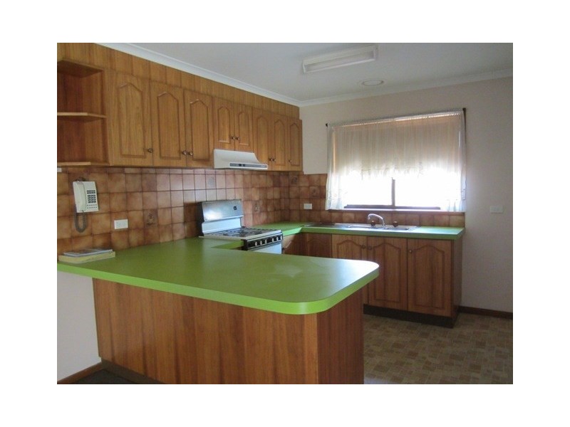 8/24 Percy Street, Newtown VIC 3220