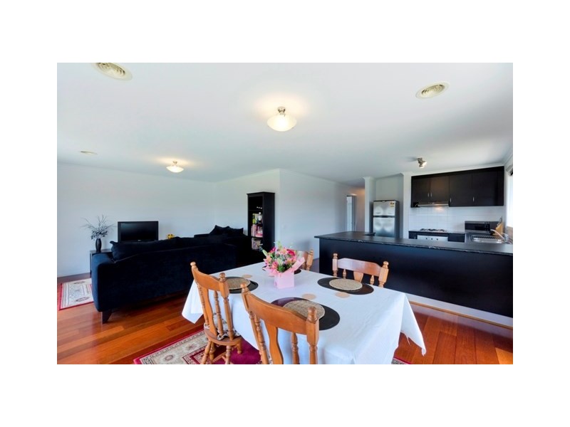 37 Smith Street, Grovedale VIC 3216