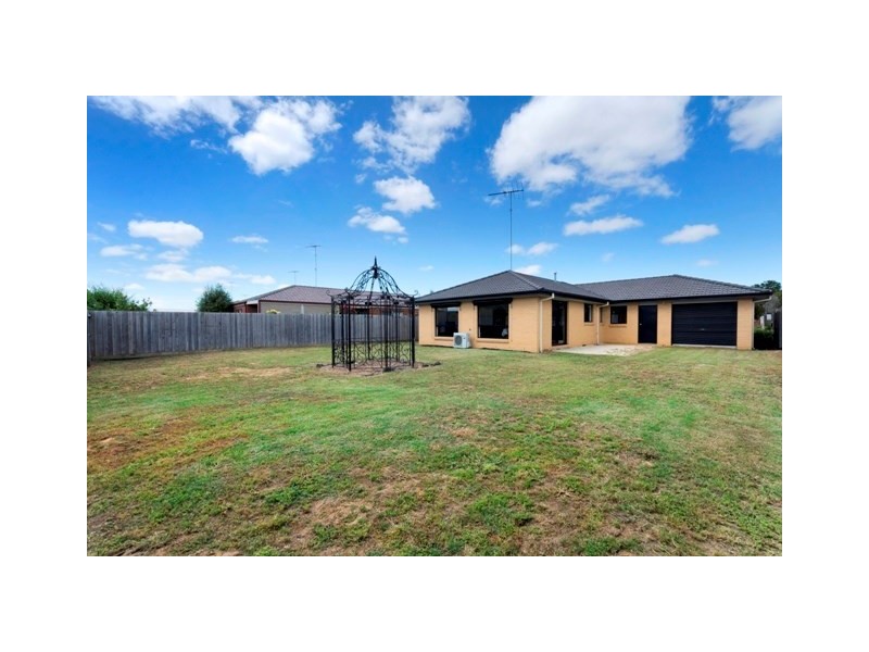 37 Smith Street, Grovedale VIC 3216