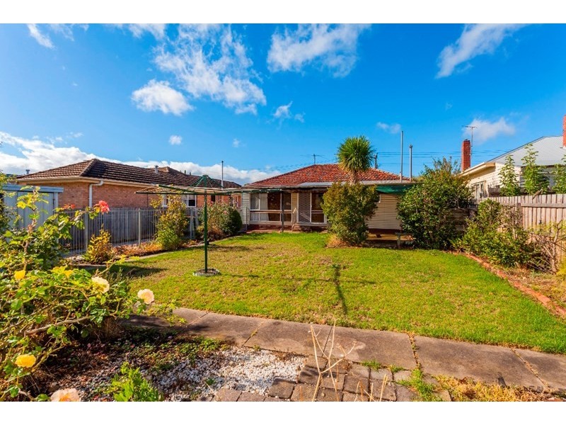 12 Narmbool Street, Manifold Heights VIC 3218