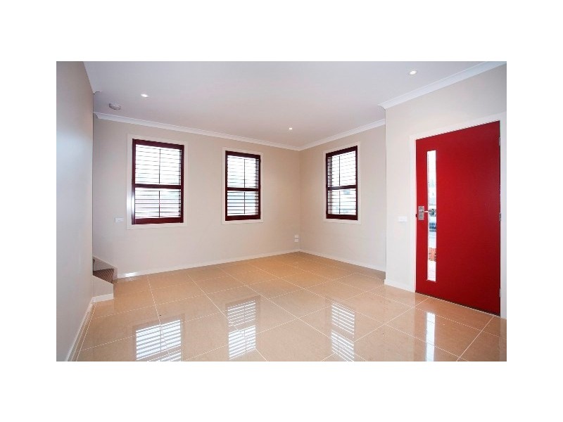 4/100-108 West Fyans Street, Newtown VIC 3220