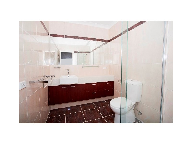 4/100-108 West Fyans Street, Newtown VIC 3220