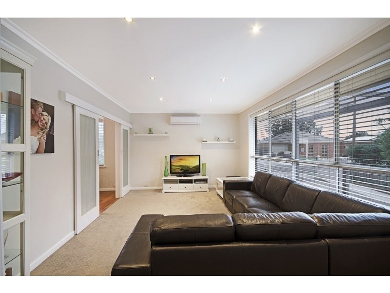 17 Tasman Avenue, Belmont VIC 3216