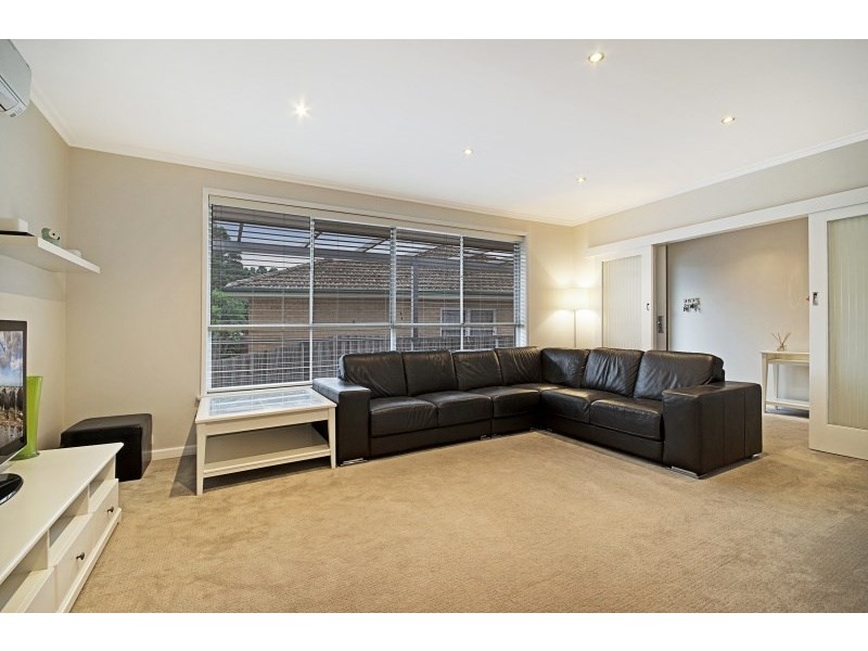 17 Tasman Avenue, Belmont VIC 3216