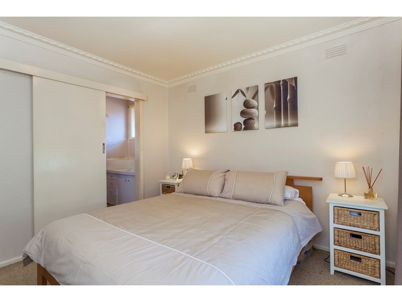 25 Fairbrae Avenue, Belmont VIC 3216