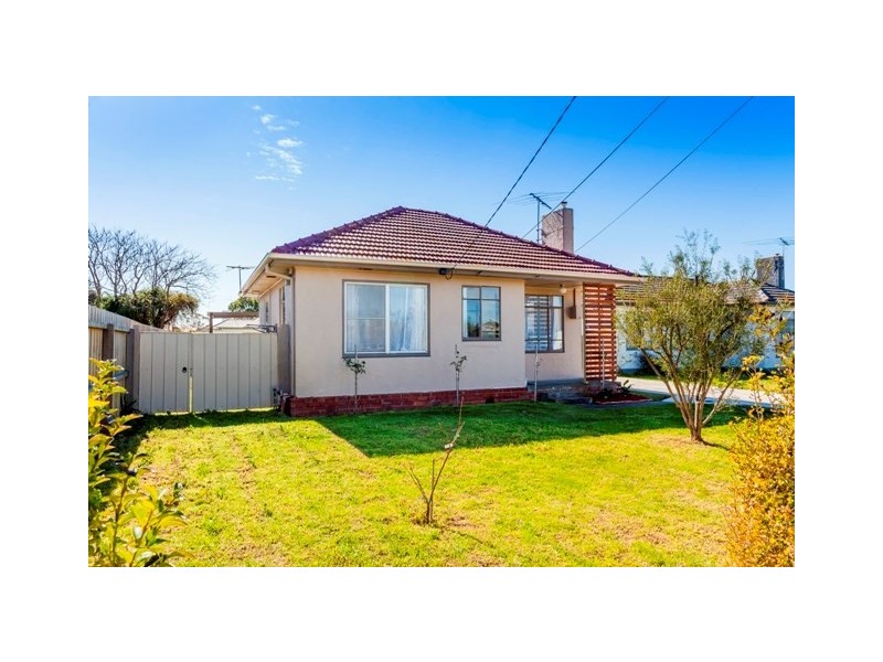 23 Pettitt Crescent, Norlane VIC 3214