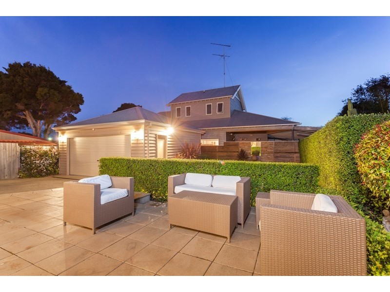 160 Kilgour Street, Geelong VIC 3220