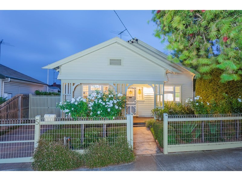 5 Laira Street, Geelong West VIC 3218