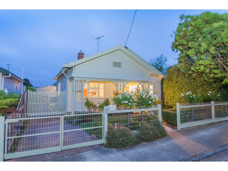 5 Laira Street, Geelong West VIC 3218