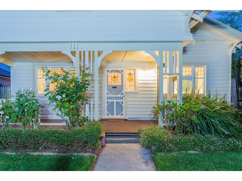 5 Laira Street, Geelong West VIC 3218