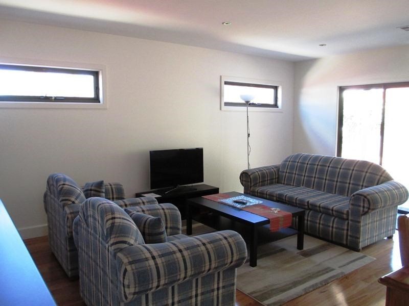 Room 2/47 Maitland Street, Geelong West VIC 3218