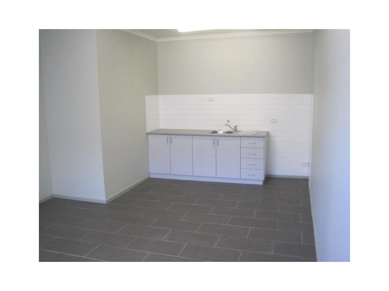 16 Baxter Road, North Geelong VIC 3215