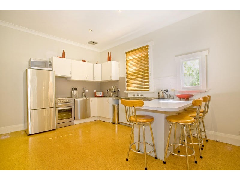 14 Stinton Avenue, Newtown VIC 3220