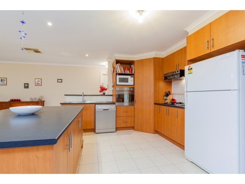 9 Haugh Street, Lovely Banks VIC 3221