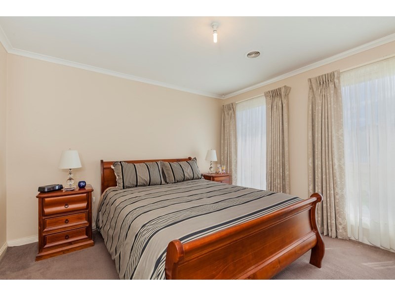 9 Haugh Street, Lovely Banks VIC 3221