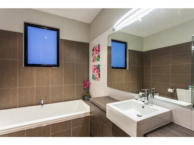 2 Tempest Street, Torquay VIC 3228