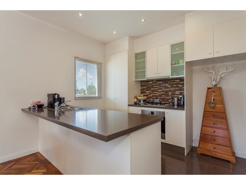 1 Marshall Street, Newtown VIC 3220