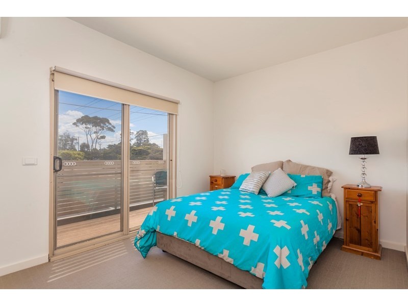 1 Marshall Street, Newtown VIC 3220