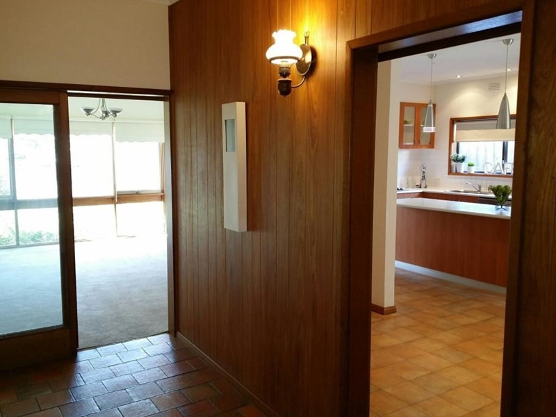 27 Gwyther Road, Highton VIC 3216