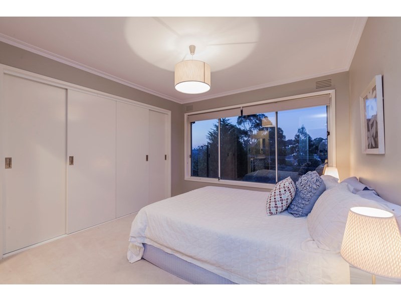 2 Heathfield Court, Newtown VIC 3220