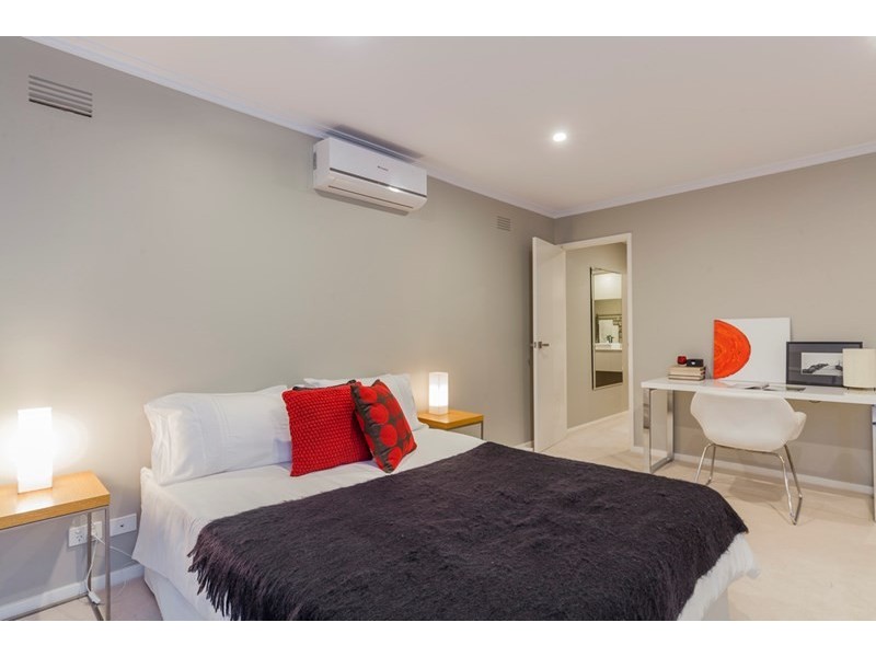 2 Heathfield Court, Newtown VIC 3220