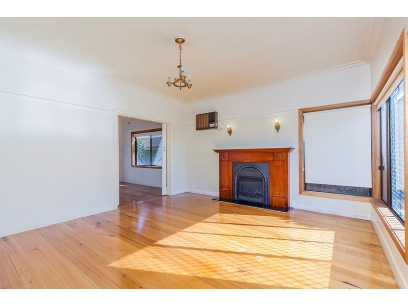 171 Minerva Road, Newtown VIC 3220